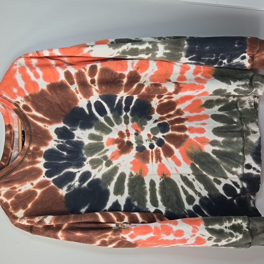 Forever 21 Size Medium Oversized Tie-Dye Long Sleeve Crewneck Sweatshirt